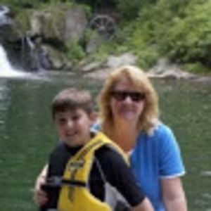 Meet your Posher, Laurie